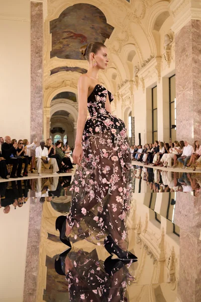 Look 61